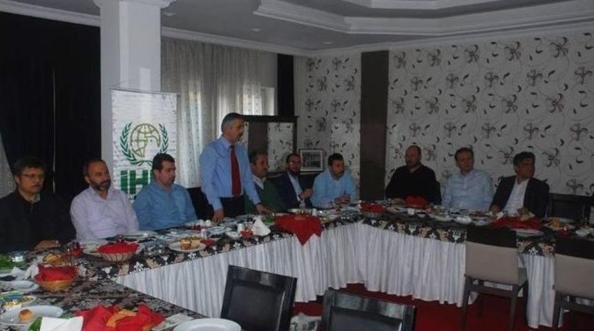 İhh&rsquo;dan Suriyeliler İ&ccedil;in Isparta&rsquo;da Yardım &Ccedil;ağrısı