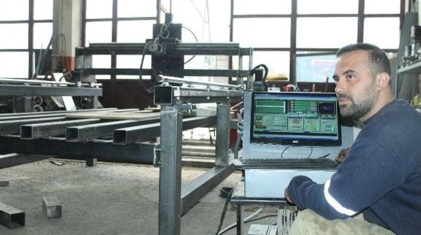 K&uuml;&ccedil;&uuml;k Sanayide B&uuml;y&uuml;k İş