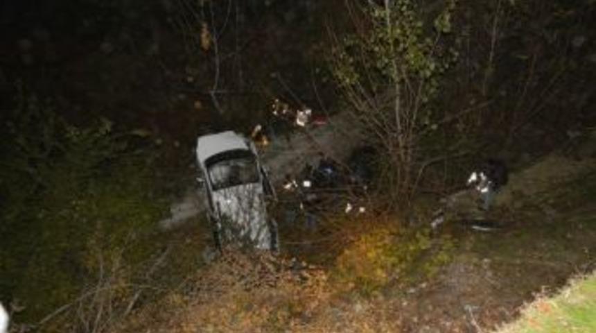 Tunceli&rsquo;de Otomobil Dereye U&ccedil;tu: 2 Yaralı