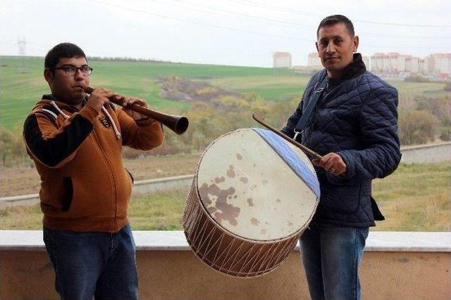 (özel Haber) ‘gürültü Yasağı’ Kalktı, Davul-zurnacılar ‘bayram’ Etti