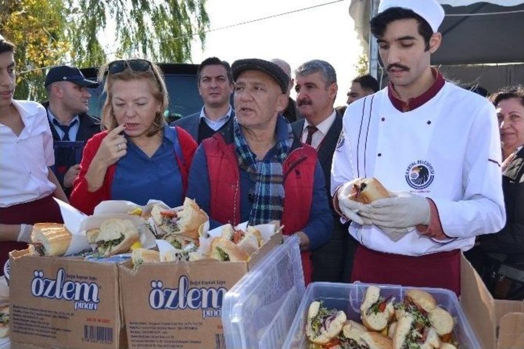 Kartallılar Hamsiye Doydu