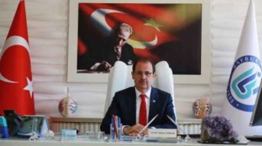 Rekt&ouml;r Coşkun&rsquo;dan 24 Kasım &Ouml;ğretmenler G&uuml;n&uuml; Mesajı