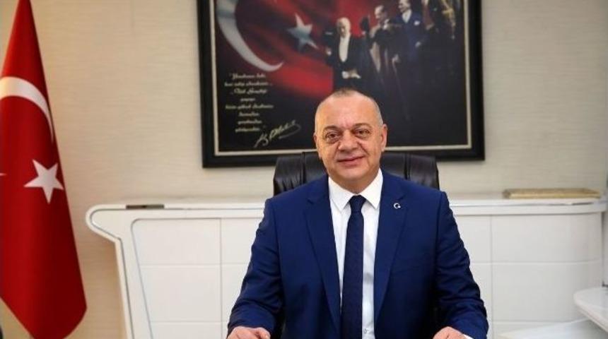 Başkan Erg&uuml;n &Ouml;ğretmenler G&uuml;n&uuml;&rsquo;n&uuml; Kutladı