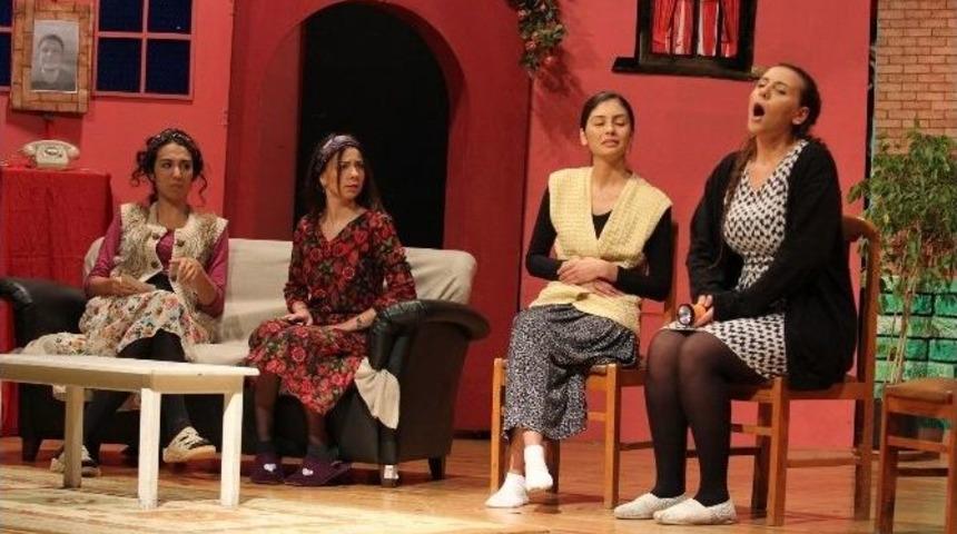 "sen Hi&ccedil; Ateşb&ouml;ceği G&ouml;rd&uuml;n M&uuml;" Oyunu Beğenildi