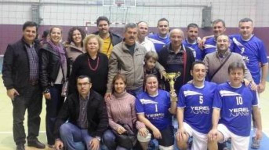 Filede Şampiyon 50. Yıl Ortaokulu