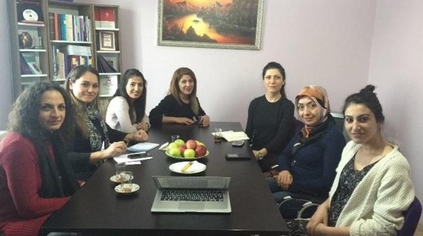 Muş Kadın Platformu Kadına Şiddet İ&ccedil;in Harekete Ge&ccedil;ti