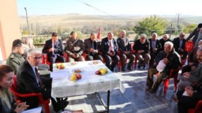 Vali Ataklı Köyleri Ziyaret Etti