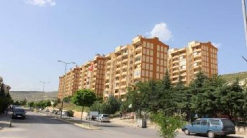 Ge&ccedil;en Ay 299 Konut Satıldı