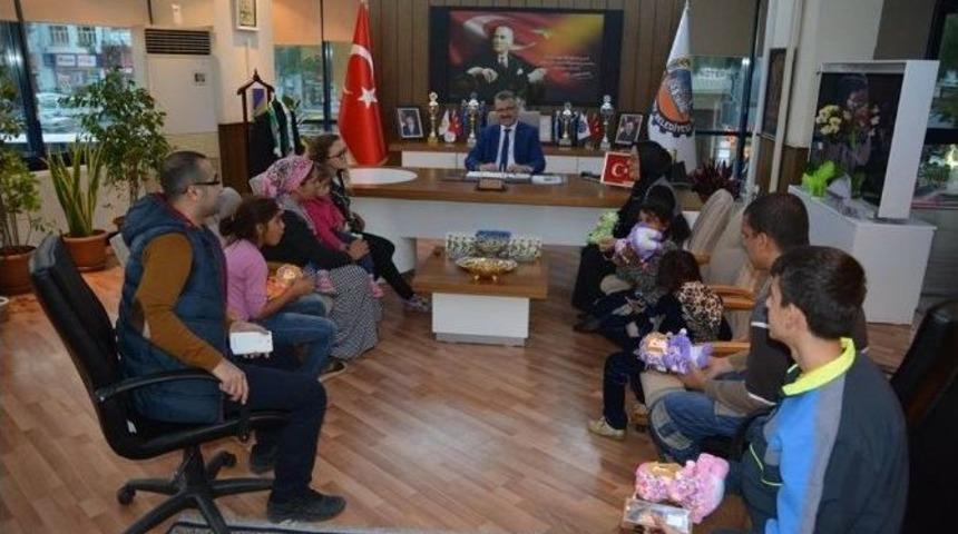 Rehabilitasyon Merkezi&rsquo;nden Başkan &Ouml;zkan&rsquo;a Ziyaret