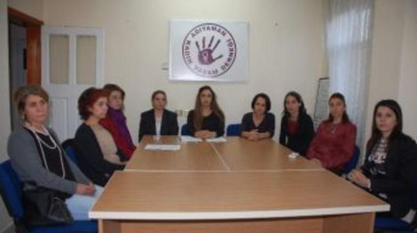 Kadınlar, 25 Kasım Programını A&ccedil;ıkladı