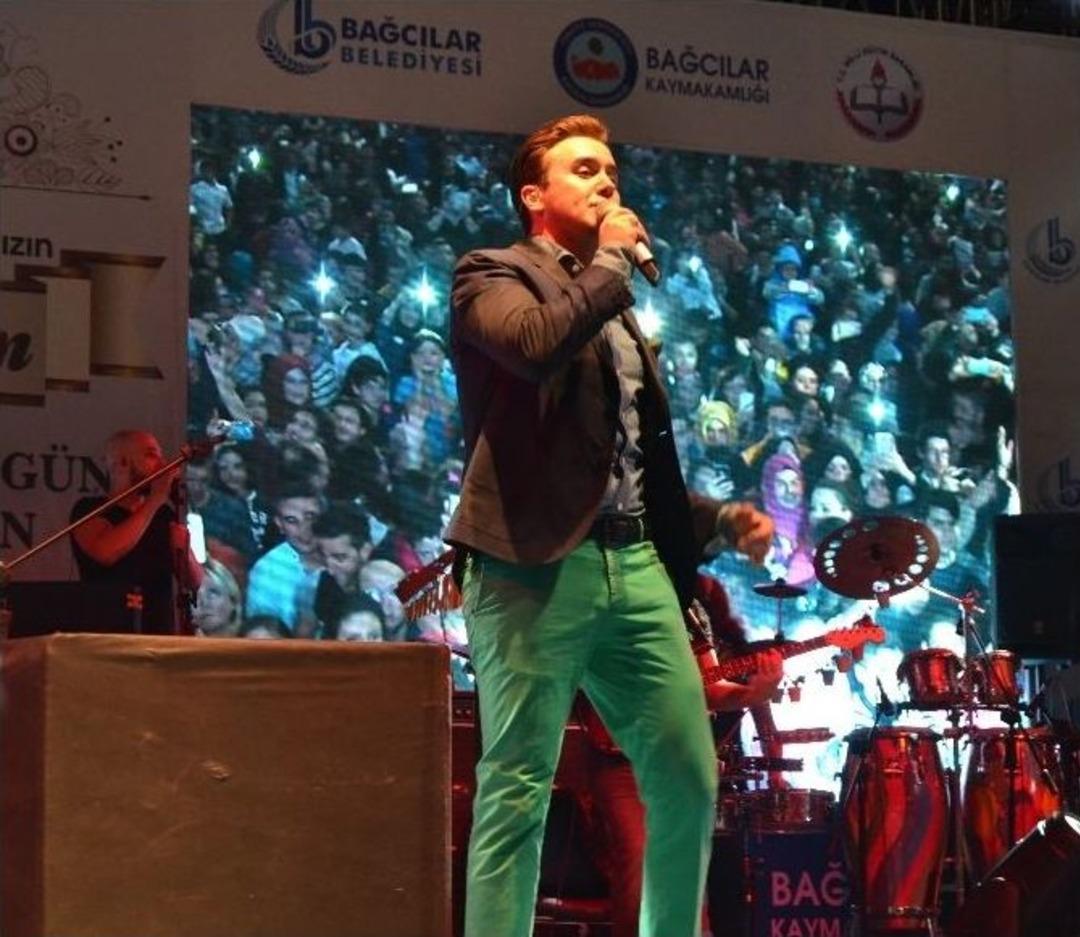 &Ouml;ğretmenler Mustafa Ceceli İle Stres Attı