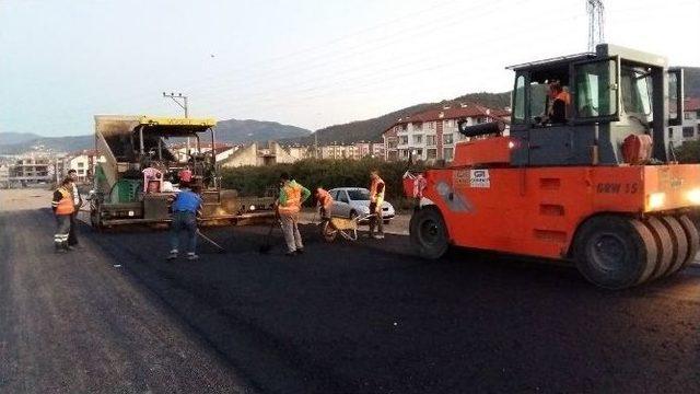 Başiskele’de Asfalt Çalışmaları Devam Ediyor