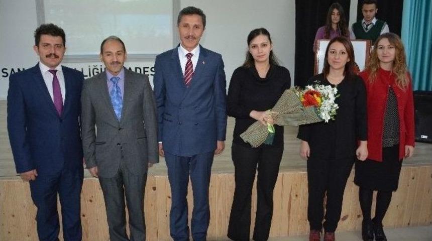 &Ouml;ğretmenler G&uuml;n&uuml; T&ouml;renle Kutlandı