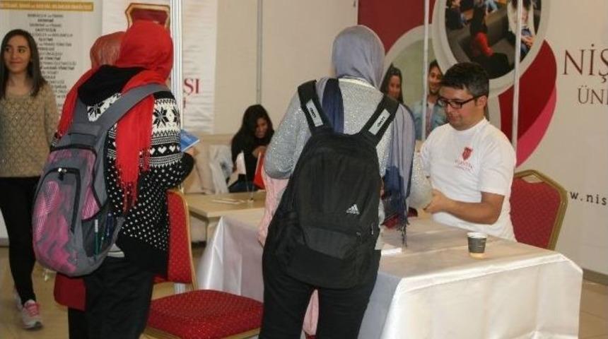 D&uuml;&rsquo;de &Uuml;niversite Tercih Fuarı Başladı