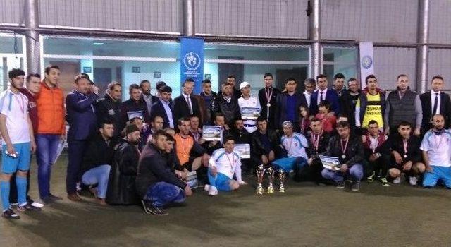 Tufanbeyli 1. Geleneksel Amatör Futbol Turnuvası Sona Erdi