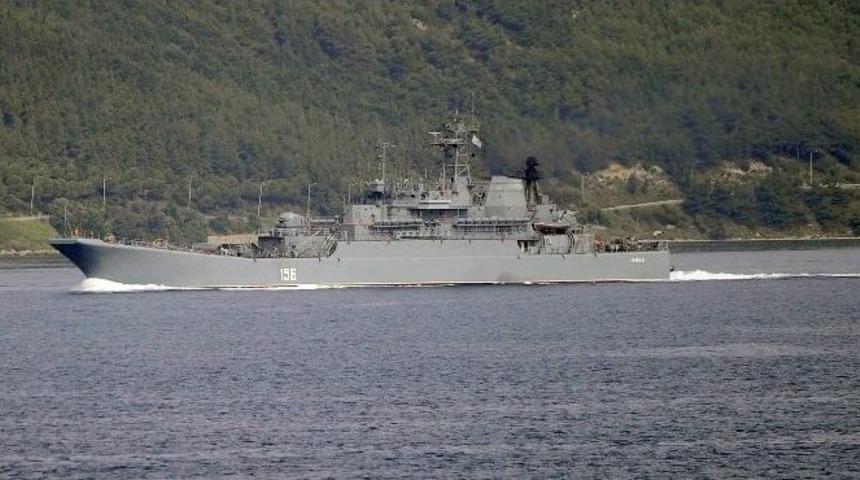 Rus Savaş Gemisi &Ccedil;anakkale Boğazı&rsquo;ndan Ge&ccedil;ti