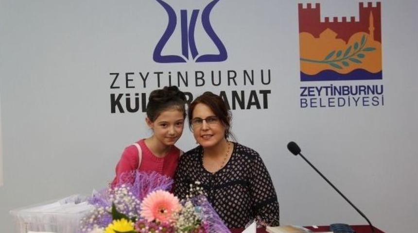 Yazar Ayda &Ccedil;ayır, Zeytinburnulu Gen&ccedil;lerle Buluştu