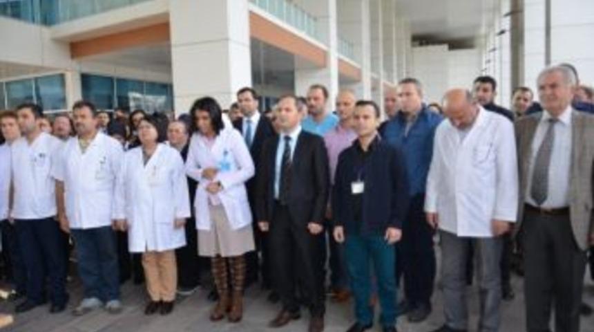 Samsun&rsquo;da &Ouml;ld&uuml;r&uuml;len Doktor İ&ccedil;in Bafra&rsquo;da Basın A&ccedil;ıklaması Yapıldı
