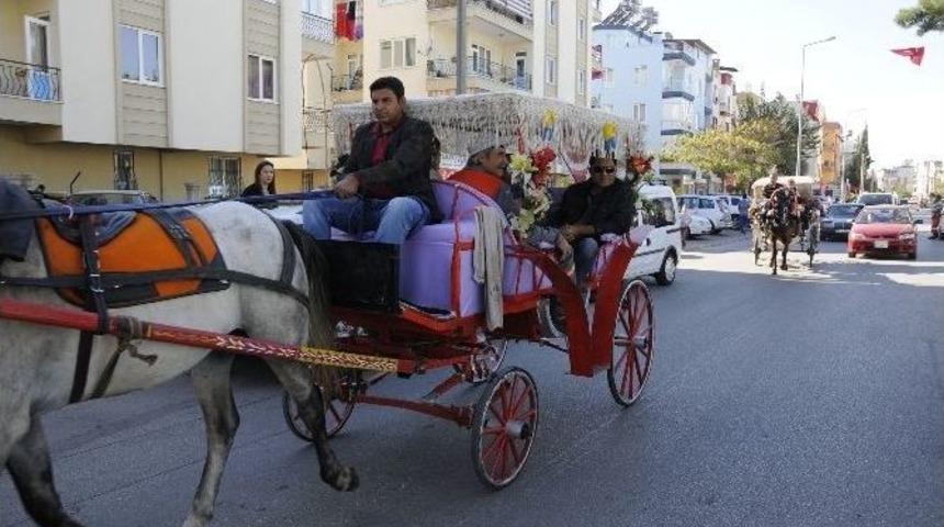 Antalya&rsquo;da Toplu Ulaşıma Faytonlu Protesto