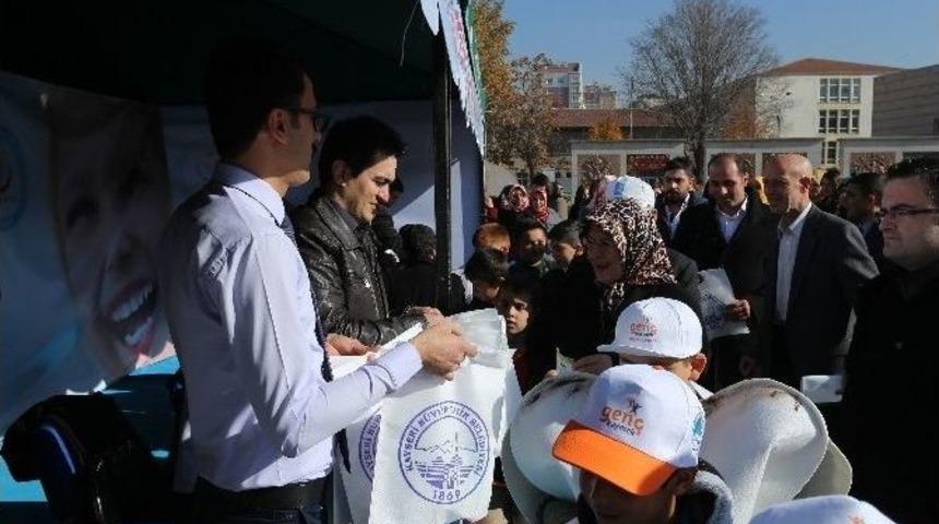 Gen&ccedil; Kaymek&rsquo;le Sağlıklı Dişler