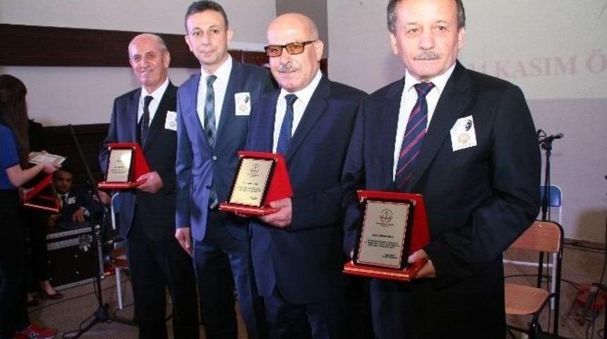 Devrek’te 24 Kasım Öğretmenler Günü Kutlandı