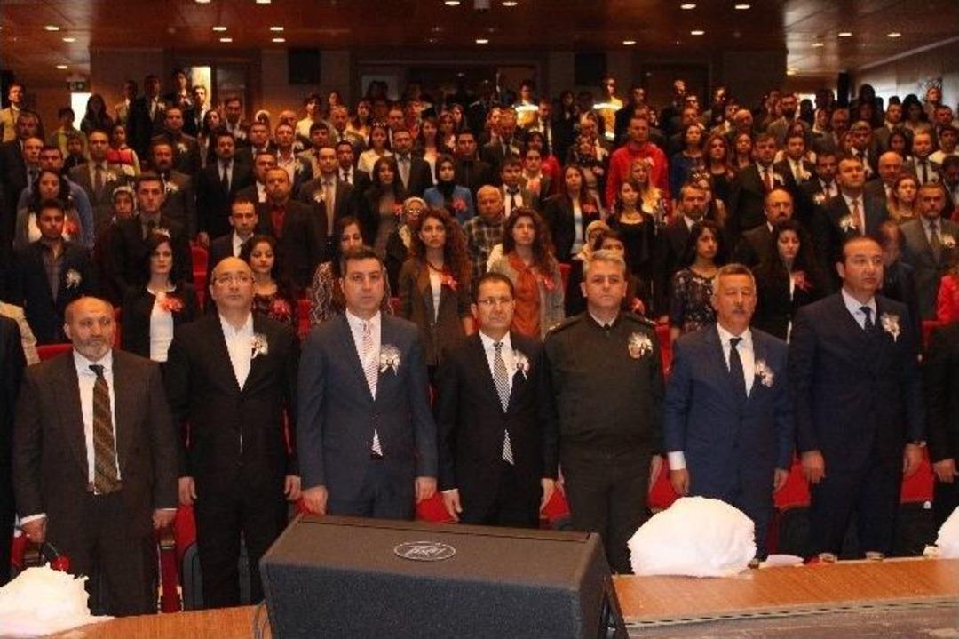 Ceyhan&rsquo;da &Ouml;ğretmenler G&uuml;n&uuml; Kutlandı