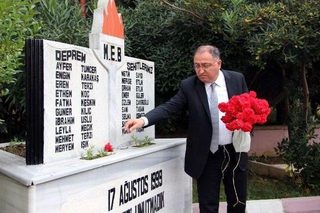 Yalova’da Şehit Öğretmenler Anıldı