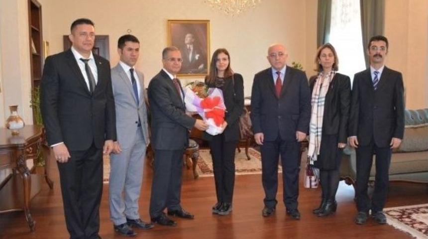 &Ouml;ğretmenlerden Vali Tapsız&rsquo;a Ziyaret