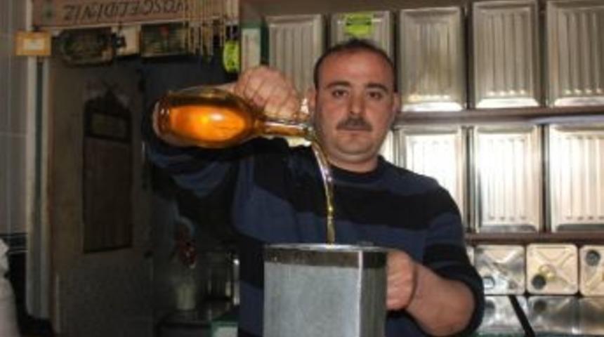 Zeytinyağı Fiyatı Ge&ccedil;en Yıla Oranla Y&uuml;zde 40 Arttı