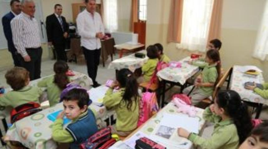 Başkan Kocadon, &Ouml;ğretmenleri Unutmadı