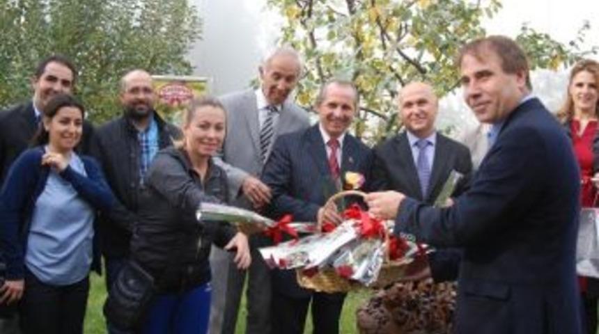 Kardelen Kestane Şekeri&rsquo;nden &Ouml;ğretmenlere 24 Kasım S&uuml;rprizi