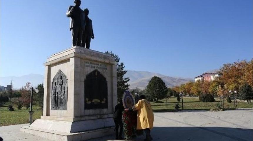 24 Kasım &Ouml;ğretmenler G&uuml;n&uuml; &Ccedil;eşitli Etkinliklerle Kutlandı