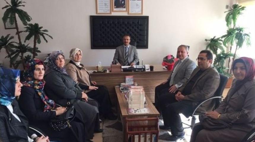 Ak Partililer Malatya&rsquo;da &Ouml;ğretmenlerle Buluştu