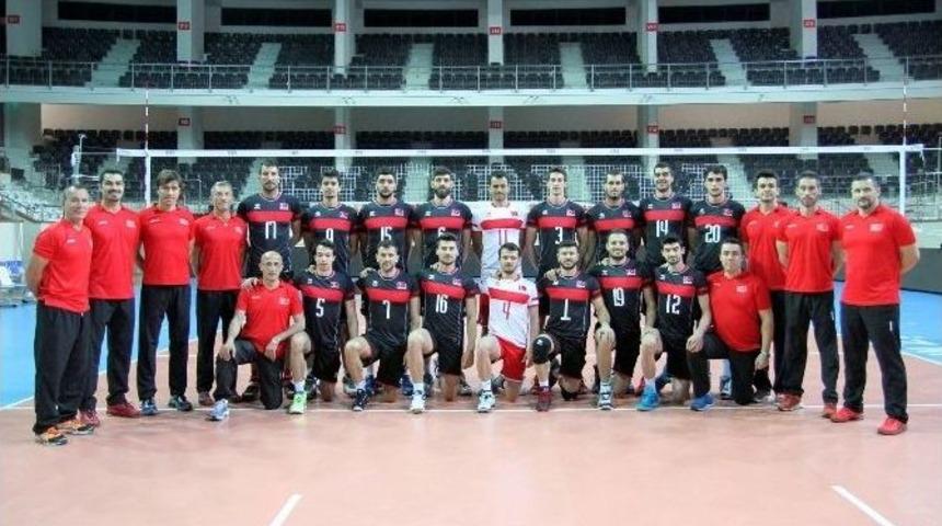 B&uuml;&rsquo;den A Milli Takıma Antren&ouml;r