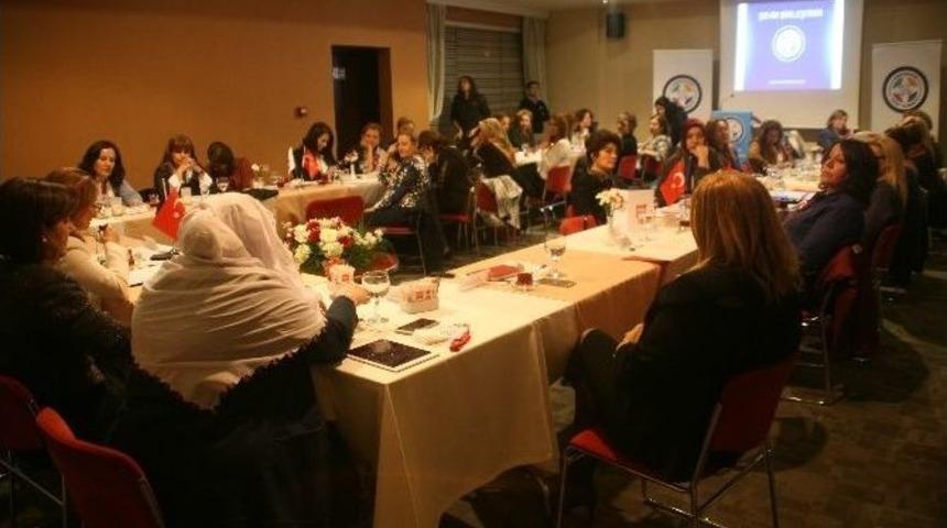 Kadın Meclisinden &Ouml;rnek Buluşma