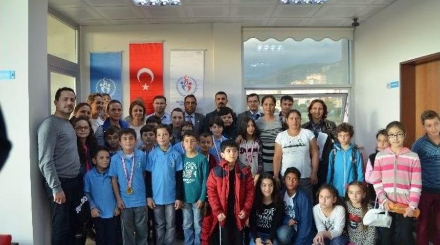 Edremit Satran&ccedil; Turnuvasına Ev Sahipliği Yaptı