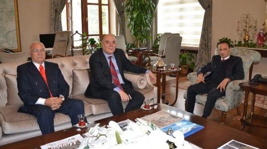 Vali Vekili Mehmet Y&uuml;ce Eğitimcileri Ağırladı