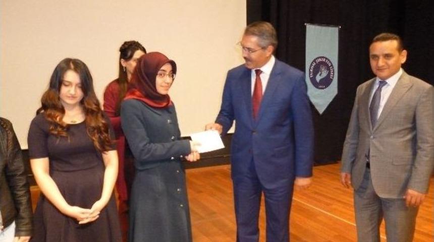 Turhal&rsquo;da &Ouml;ğretmenler G&uuml;n&uuml; Kutlandı