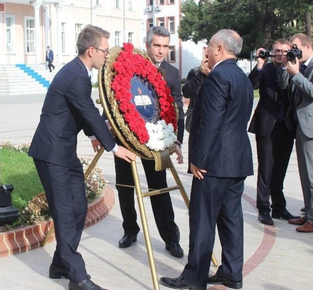 &Ouml;ğretmenler G&uuml;n&uuml; Tekirdağ&rsquo;da Kutlandı