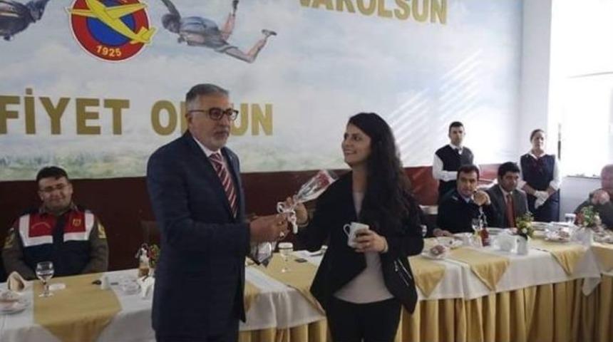 Başkan Bozkurt&rsquo;tan &Ouml;ğretmenlere Yemek