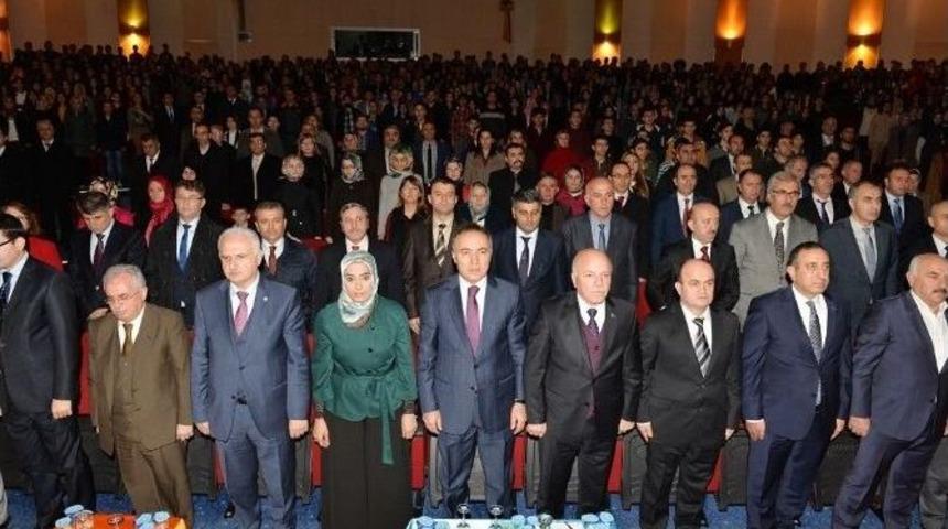 24 Kasım &Ouml;ğretmenler G&uuml;n&uuml; Erzurum&rsquo;da Coşkuyla Kutlandı