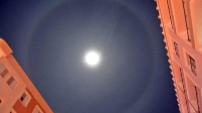 &rsquo;ay&rsquo; Sat&uuml;rn Gibi Oldu