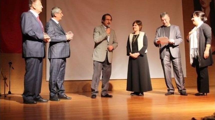 K&uuml;lt&uuml;r Ve Edebiyatımıza Hizmet &Ouml;d&uuml;lleri Sahiplerini Buldu