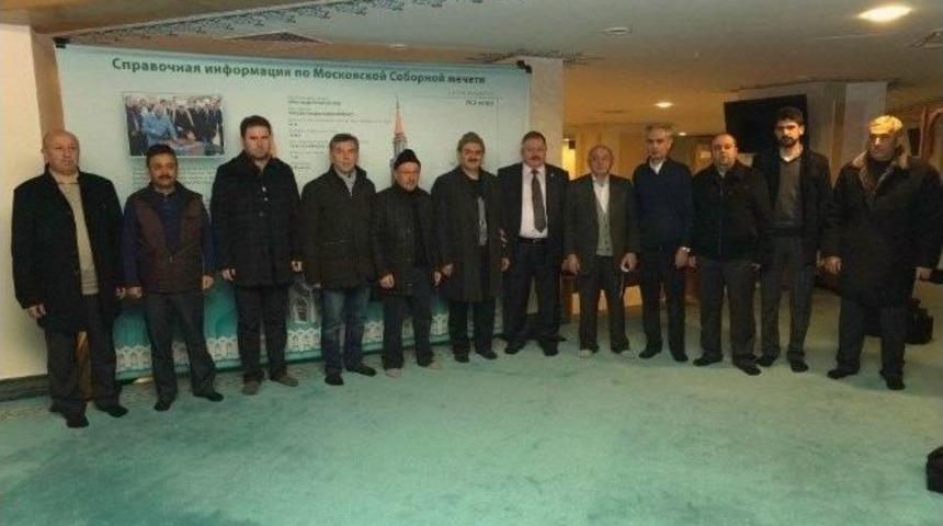 Kosb Heyeti, İş Adamlarımızla Birlikte Moskova Merkez Camiini Ziyaret Etti
