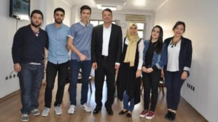 Y&uuml;ksekokul &Ouml;ğrencilerinden Başkan Turgut&rsquo;a Ziyaret