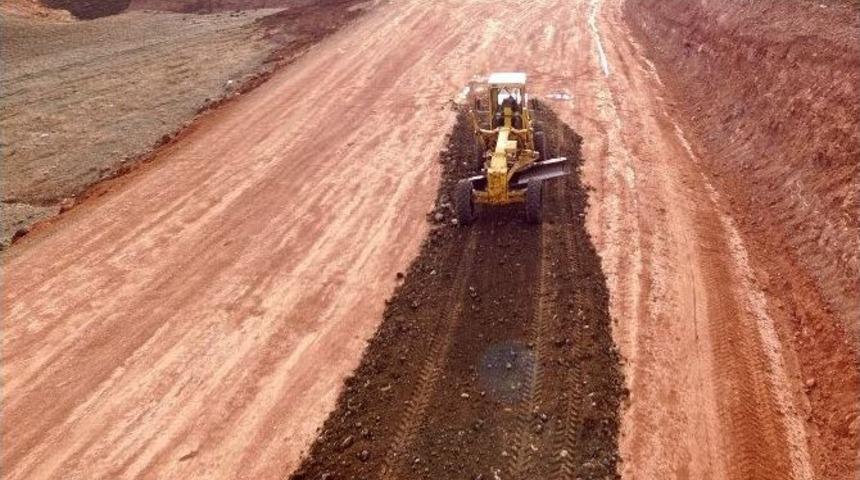 B&uuml;y&uuml;kşehir, Risk Taşıyan Ulaşım Hatlarına Alternatif Yol Yapıyor
