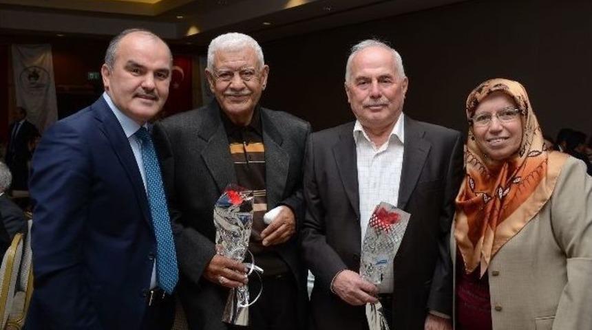 Başkan G&uuml;rlesin &Ouml;ğretmenlerle Akşam Yemeğinde Buluştu