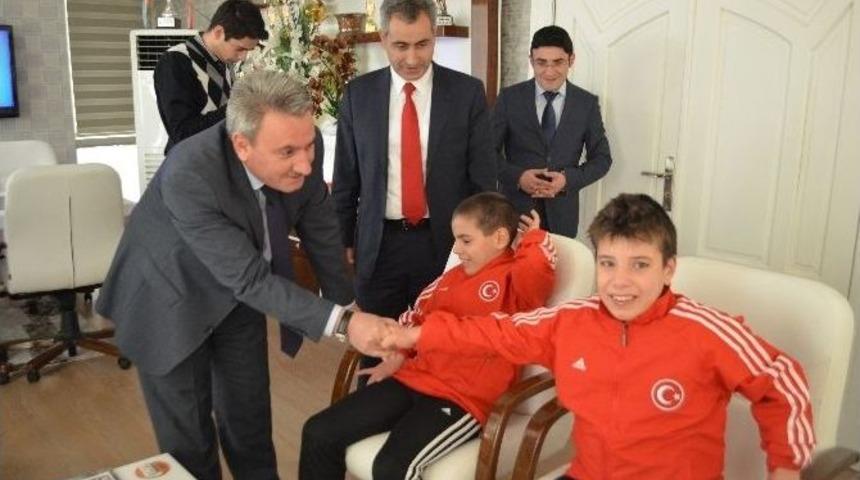 Erzurum Ghsim, &Ouml;zel Şampiyonları Ağırladı