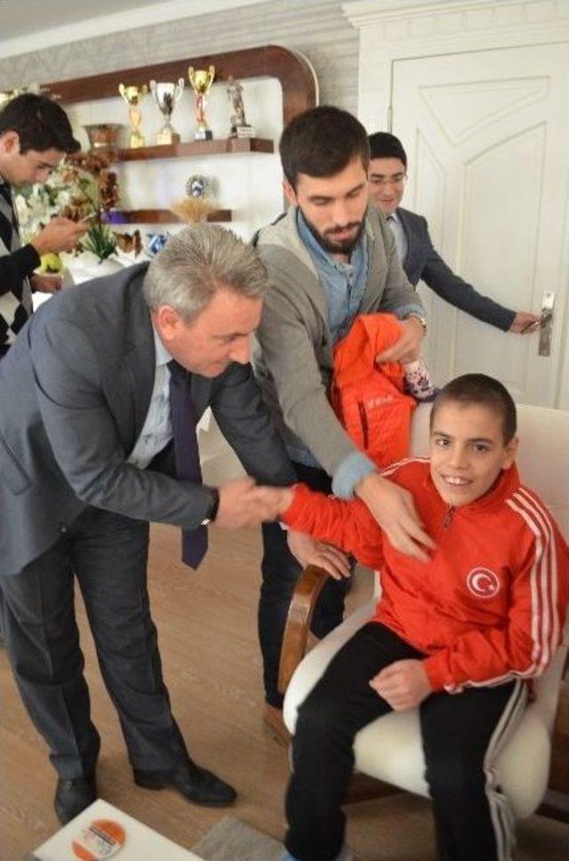 Erzurum Ghsim, Özel Şampiyonları Ağırladı