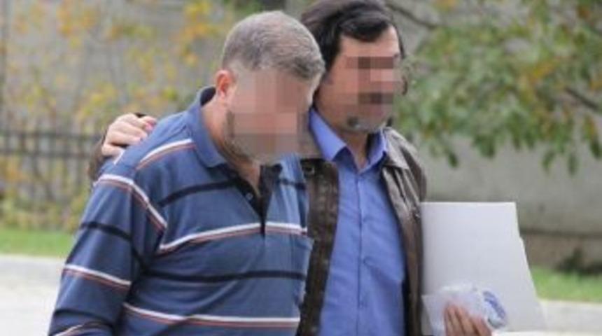 Konfeksiyon At&ouml;lyesinde Ka&ccedil;ak İ&ccedil;ki, Sigara Ve Mermi Ele Ge&ccedil;ti